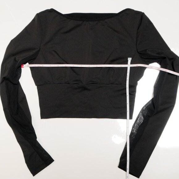 Black Long Sleeve Mesh Panel Crop Top 🐈⬛ MICHI NY - Picture 8 of 8